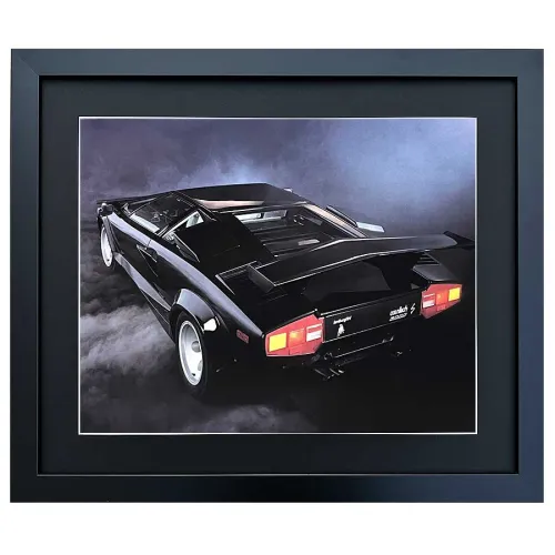 Bild mit Rahmen, Wandbild Lamborghini Countach 5000 – Pure Power im Nebel
