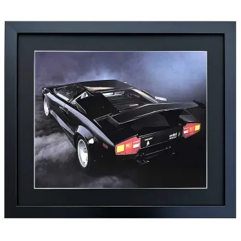 Bild mit Rahmen, Wandbild Lamborghini Countach 5000 – Pure Power im Nebel